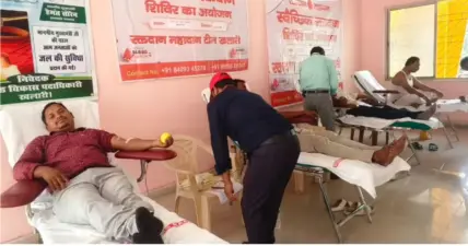 खलारी में रक्तदान शिविर का आयोजन, 50 लोगों ने किया स्वैच्छिक रक्तदान
