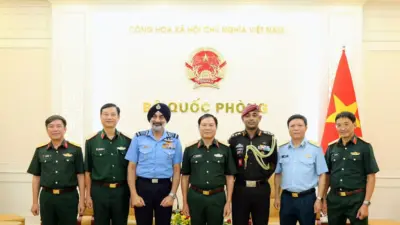 India-Vietnam Defence: প্রতিরক্ষা সম্পর্ক মজবুত করতে ভিয়েতনামে ভারতীয় বায়ুসেনা প্রধান