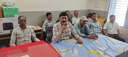 భోజనం కాదు.. బకాయిలు ఇవ్వండి:PRTU