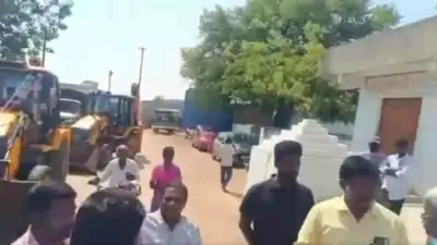 Pharma landa | రంగారెడ్డి జిల్లాలో ఫార్మా పనులను అడ్డుకున్న రైతులు : వీడియో