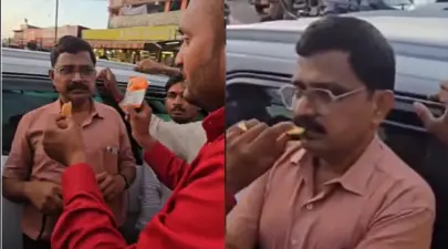 'എന്നാല് താന് തന്നെ ഇത് കഴിച്ചു കാണിക്കടോ'; കൈക്കൂലി വാങ്ങി കേസ് ഒതുക്കി, കാലാവധി കഴിഞ്ഞ ബിസ്കറ്റ് ഉദ്യോഗസ്ഥന്റെ വായില് തിരുകി ജനക്കൂട്ടം - വീഡിയോ