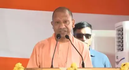 नेपाल त्रासदी पर सीएम योगी ने जताई संवेदना, बोले- भारत-नेपाल संबंध सिर्फ राजनीति नहीं, साझा सांस्कृतिक विरासत भी