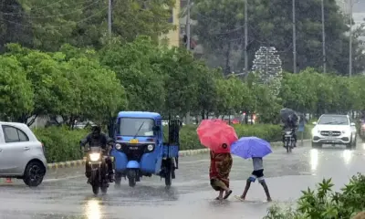 తెలుగు రాష్ట్రాల్లో ముసురు వాతావరణం