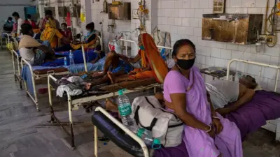 ప్రభుత్వ ఆసుపత్రులలో రోగుల రద్దీ