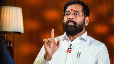 Shirur Politics: एकनाथ शिंदेच्या गळाला बडा मासा; शिरूरचे माजी खासदार शिवसेनेच्या वाटेवर