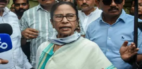 আদালত অবমাননার মামলা: ২১ জুলাইয়ের সভা ঘিরে মমতা বন্দ্যোপাধ্যায়কে তলব হাইকোর্টের