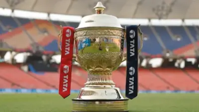 RCB या गुजरात टाइटंस, फाइनल में कौन मारेगा बाजी? अहमदाबाद की पिच रिपोर्ट