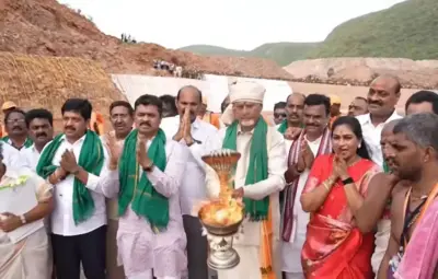 ఉత్తరాంధ్రకు గోదావరి జలాలు.. జలహారతి ఇచ్చిన చంద్రబాబు