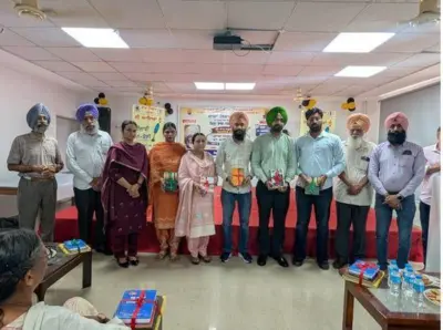 ਰਾਮ ਸਰੂਪ ਅਣਖੀ ਦੇ ਜਨਮ ਦਿਨ ਮੌਕੇ ਸਾਹਿਤ ਸੰਸਾਰ ਵਿਸ਼ੇ 'ਤੇ ਚਰਚਾ ਅਤੇ ਕਹਾਣੀ ਗੋਸ਼ਟੀ ਕਰਵਾਈ