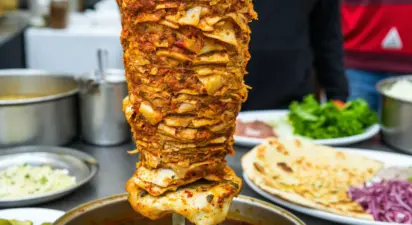 9 Shawarma places in Lucknow bringing the heat, cheese and Lebanese vibes