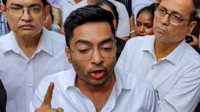 মিথ্যা মামলা ও অত্যাচারের ভিডিও প্রমাণ আছে, থানা থেকে বেরিয়ে হুঙ্কার অভিষেকের! - বর্তমান বাংলা