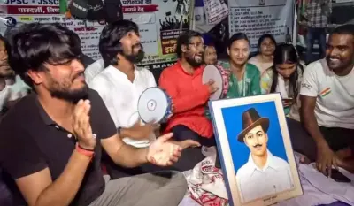 జార్ఖండ్ ప్రభుత్వం మెడలు వంచిన విద్యార్థులు