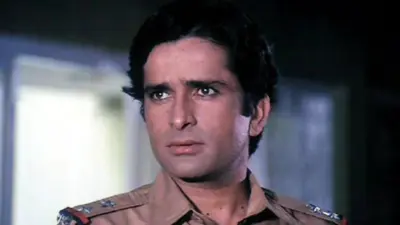 10 best Shashi Kapoor movies proving he is one of the most timeless actors