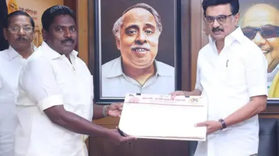 அதிமுகவில் மெகா ட்விஸ்ட்: டார்கெட் விஜயபாஸ்கர்.. ஆனால் விக்கெட்டானது பெஞ்சமின்!