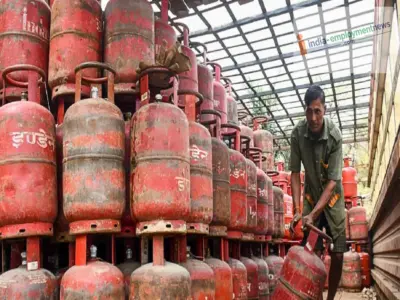 What are the prices of 14kg and 19kg cylinders today? Check the latest LPG rates before booking.