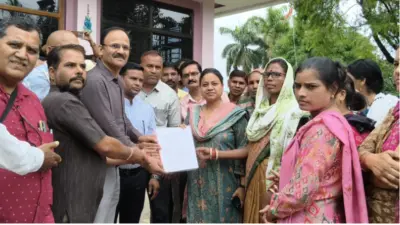 Mission Teacher Protection: 2010 से पहले नियुक्त शिक्षकों को TET से मुक्त रखने की मांग, सांसद हिमांद्री सिंह को सौंपा ज्ञापन