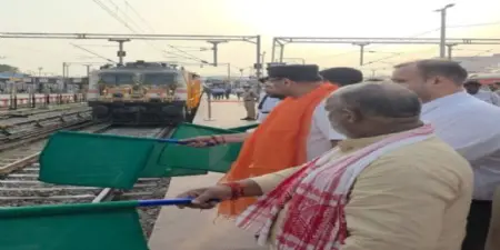UP BJP MLA flags off train for convenience of pilgrims traveling from Kashi to Ayodhya