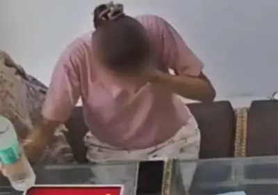 വെള്ളമാണെന്നു കരുതി ആസിഡ് കുടിച്ച യുവതി ഗുരുതരാവസ്ഥയില്