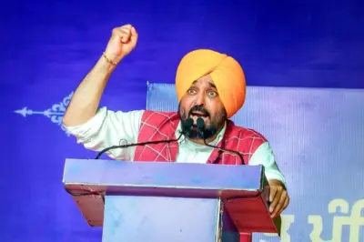 Punjab News: मुख्यमंत्री भगवंत सिंह मान का बहनों को रक्खड़ पुन्निया का तोहफा: 5.30 लाख महिलाओं के बैंक खातों में 181.50 करोड़ रुपए की 'सम्मान राशि' भेजी