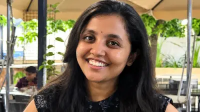 हॉटेलच्या खोलीत २७ वर्षीय डॉक्टर तरुणीचा मृतदेह