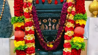 ಶ್ರೀ ರಾಘವೇಂದ್ರ ಆಪಾದ ಮೌಲಿ ಪರ್ಯಂತ ವರ್ಣನ ಸ್ತೋತ್ರ| Sri Raghavendra Apada Mouli Paryanta Stotram Lyrics In Kannada