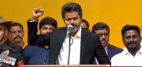 കര്ഷകര്ക്കും അധ്യാപകര്ക്കുമെതിരെ ഡിഎംകെ സര്ക്കാര് എടുത്ത കേസുകള് പിൻവലിക്കുമെന്ന് വിജയ്