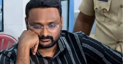 വയനാട്ടില് മദ്യം കണ്ടെടുത്ത വീട് ആന്റോ അഗസ്റ്റിന്റേത് , ജിഎസ്ടി രേഖകള് പുറത്ത്