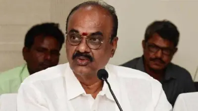 నీ సొల్లు కబుర్లు..అక్కడ చెప్పుకో - పొన్నం కు బొలిశెట్టి కౌంటర్