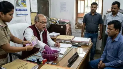 ঘুষ নিলেই হাত হবে বেগুনি! অ্যান্টি-করাপশনের ফাঁদে ধরা পড়লেন হাওড়ার সাব-রেজিস্ট্রার