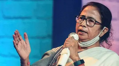 'हिंदूंविरोधात मुस्लिमांना भडकवलं!' ममता बॅनर्जींविरोधात तक्रार