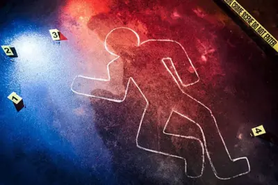 পরকীয়ার জের? ব্যাঙ্ক থেকে টাকা তোলার পর নিখোঁজ, পরে ক্লাবে মিলল বধূর দেহ!