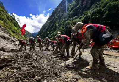 नेपाल बाढ़ : 149 भारतीय नागरिक चीन से नेपाल सुरक्षित पहुंचे, विदेश मंत्रालय के प्रवक्ता ने दी जानकारी