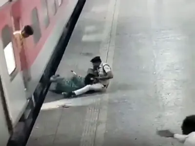 Viral Video: Unbelievable Rescue Just Before Death