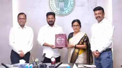 గ్లోబల్ నాలెడ్జ్ హబ్గా హైదరాబాద్.. ఫ్యూచర్ సిటీకి ప్రపంచ వర్సిటీల క్యూ!
