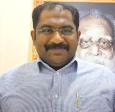 "பெரியாரை ஊறுகாய் போல தொட்டுக் கொண்டு கபட நாடகம்!" - விசிக மீது அரசியல் விமர்சகர் வல்லம் பஷீர் பாயும் பரபரப்பு பேட்டி!