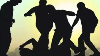 ണാഘോഷ പരിപാടിക്കിടെ വാക്കുതര്ക്കം, യുവാവിന്റെ നെഞ്ചത്തും കൈക്കും വെട്ടിപ്പരിക്കേല്പ്പിച്ചു