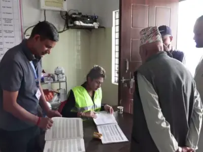 'भारत आमच्यासाठी देवासारखा' नेपाळमधील पूरग्रस्तांनी मानले आभार