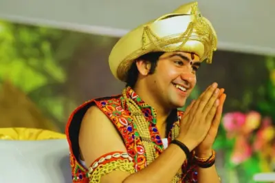 बद्रीनाथ से दिव्य साधना कर लौटे बाबा बागेश्वर; धाम पहुंचते ही गूंजे 'जय श्री राम' के नारे, उमड़ा भक्तों का सैलाब