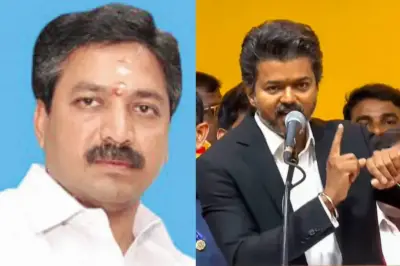 తమిళనాడులో 'విజయ్' కేక: షణ్ముగంతో కీలక భేటీ