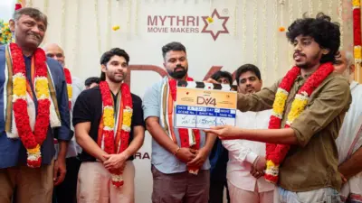 பூஜையுடன் தொடங்கியது துருவ் விக்ரமின் புதுப் படம் - வைரலாகும் போட்டோஸ்