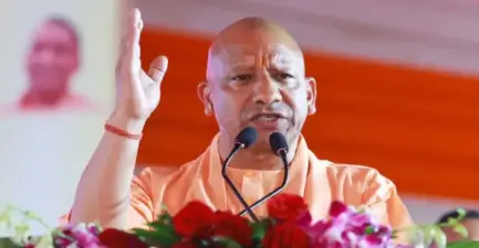 মাফিয়া ও মশা-দুটোই সাফ করেছি!' সমাজবাদীদের তীব্র আক্রমণ মুখ্যমন্ত্রীর