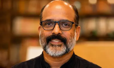 കാഫ് ദുബായ് നോവല് പുരസ്കാരം പി സുരേഷിന്റെ 'മറതി'ക്ക്