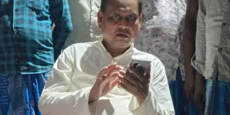 রেজিনগর আসনে ভোটের প্রচার থেকে সরে দাঁড়ালেন হুমায়ুন কবীর