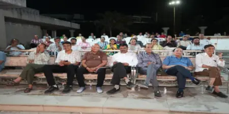 નવરંગ અને સાહિત્ય અકાદમી દ્વારા કવિ સંમેલન યોજાયું.