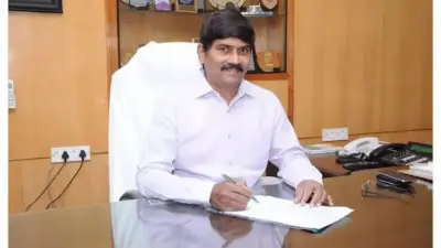 పదవీ విరమణ రోజే సస్పెన్షన్‌కు గురైన ఏయూ మాజీ వీసీ ప్రసాదరెడ్డి