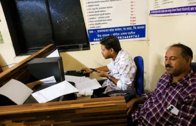 माजी सरपंचाचे ८ सप्टेंबरपासून पंचायतीसमोर ठिय्या आंदोलन, मांडा-वावेघर पंचायतीत रात्री भाजप सदस्याची घुसखोरी