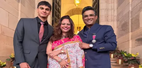 آر مادھون کی اہلیہ سریتا نے انہیں پدم شری ایوارڈ ملنے پر مبارکباد دی