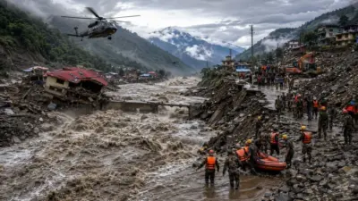 तिब्बती बैरियर झील फटने से नेपाल में नया खतरा, रेस्क्यू टीमें भी पीछे हटने को हुईं मजबूर
