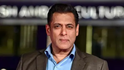 Exclusive| Salman Khan hasn't stepped in to play peacemaker in Don 3 row between Farhan Akhtar and Ranveer Singh