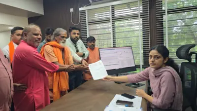 દાહોદ:સંસદમાં સંતોના છદ્મવેશમાં થયેલા કૃત્ય સામે દાહોદમાં ભારે રોષ,કલેક્ટરને અપાયું આવેદનપત્ર